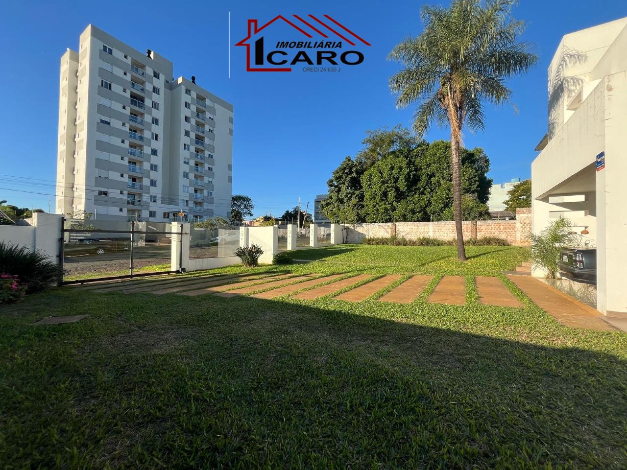 Casa à venda no Centro: 