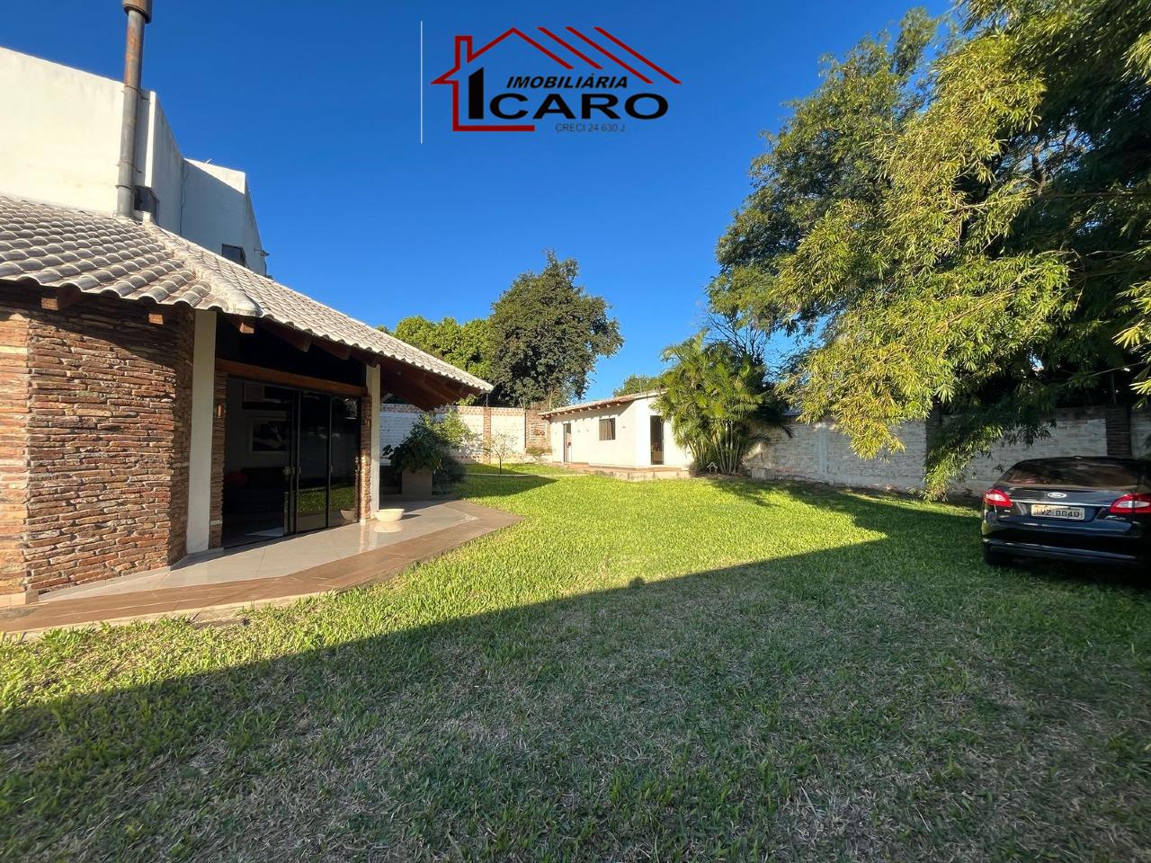 Casa à venda no Centro: 