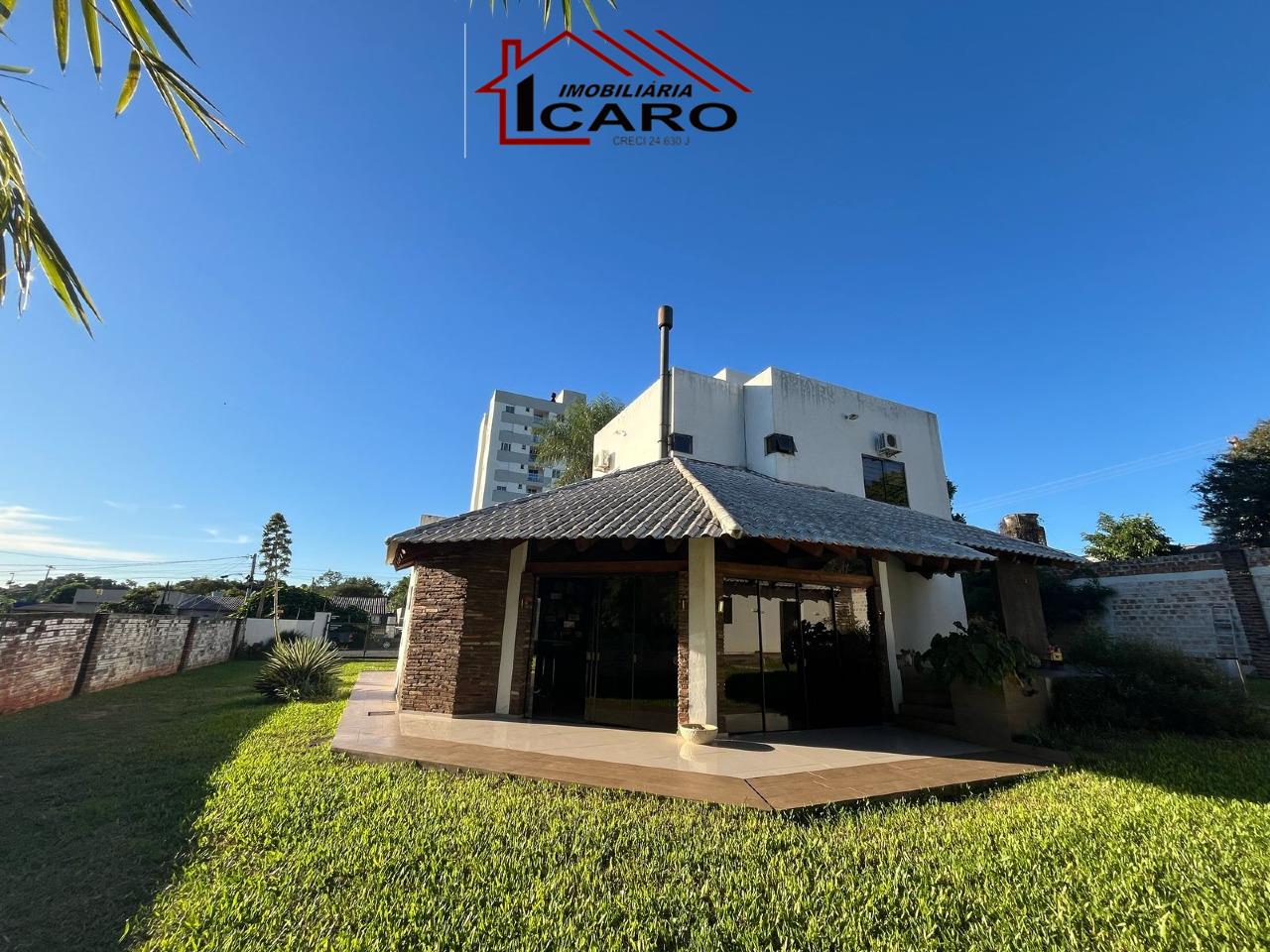 Casa à venda no Centro: 