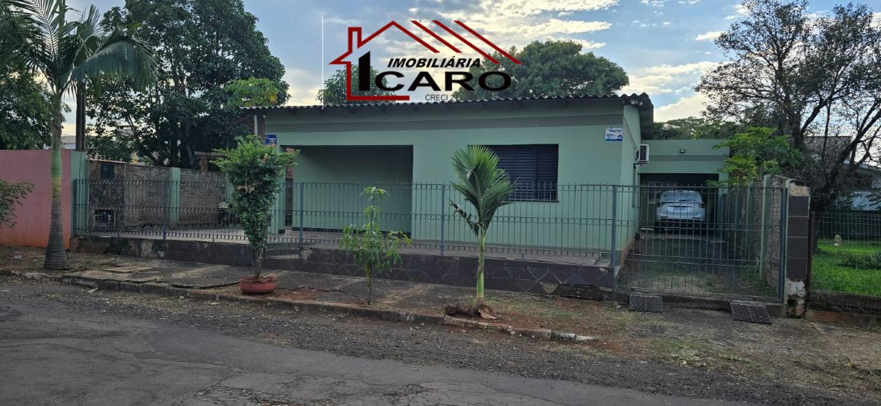 Casa à venda no Centro: 