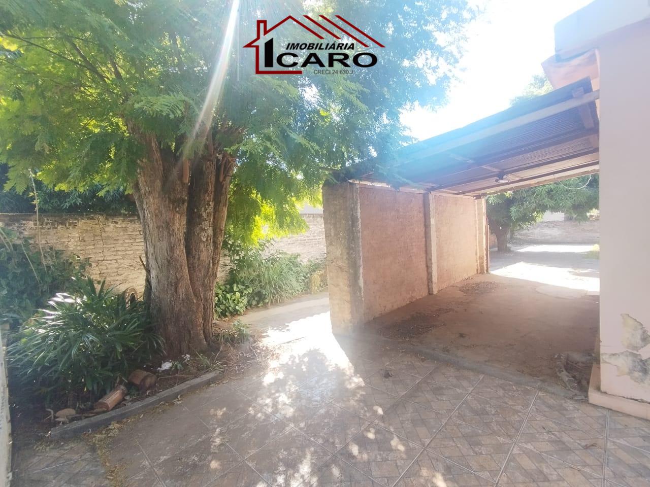 Casa à venda no Centro: 