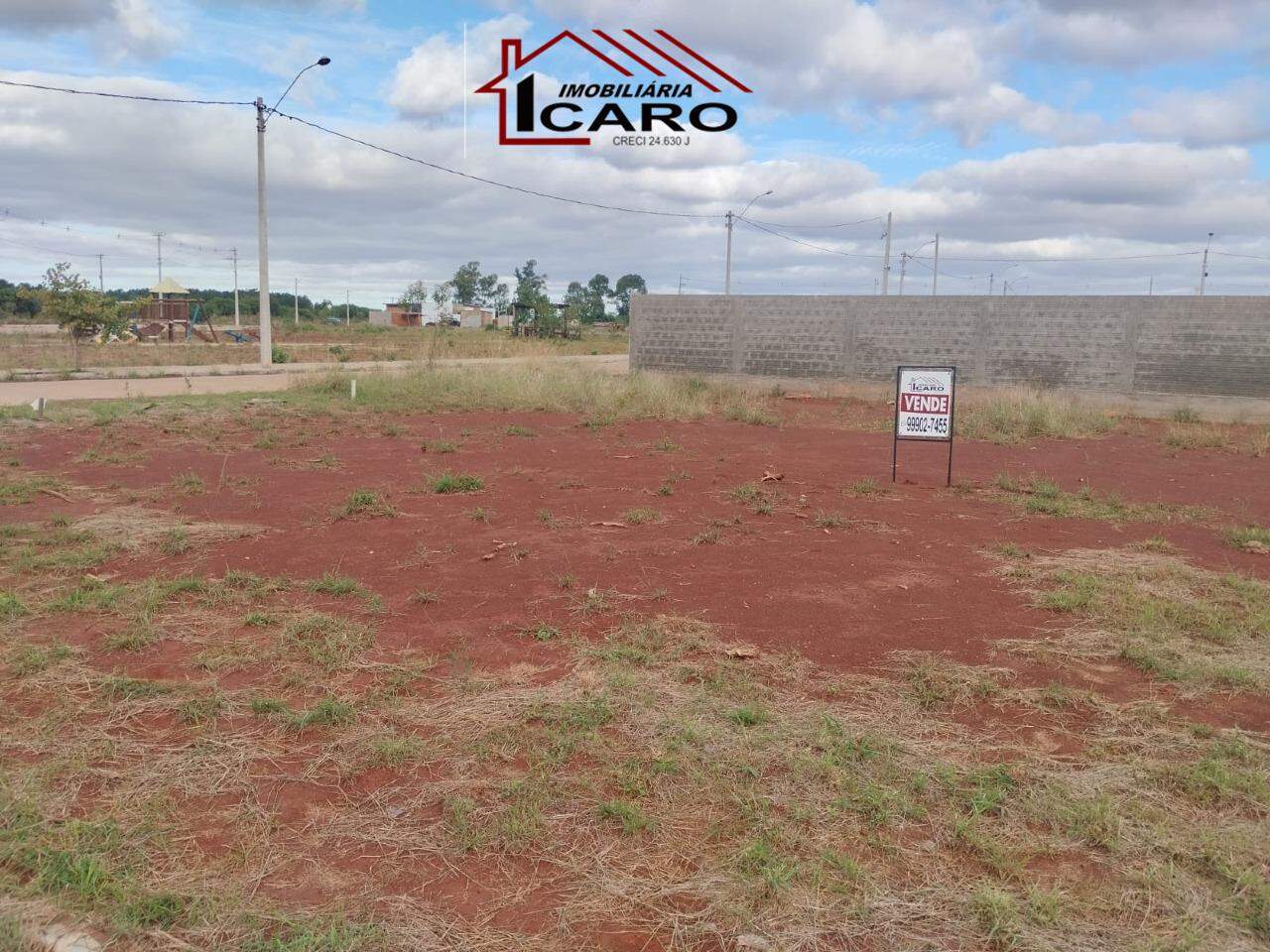 Terreno à venda no Parque Lorena: 