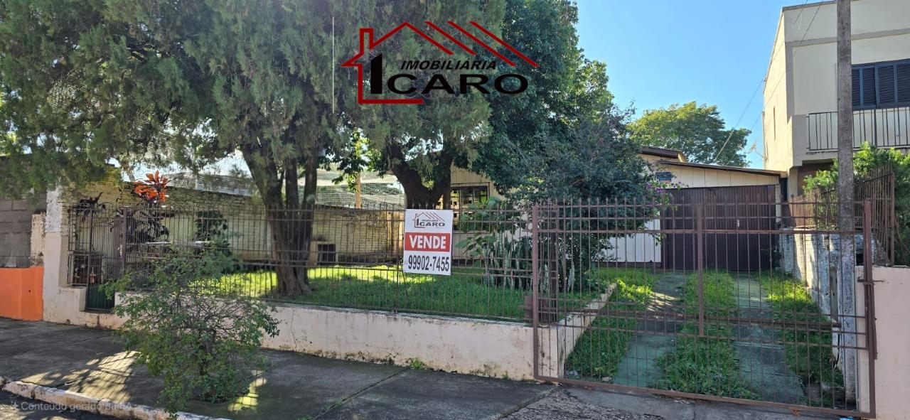 Casa à venda no Centro: 