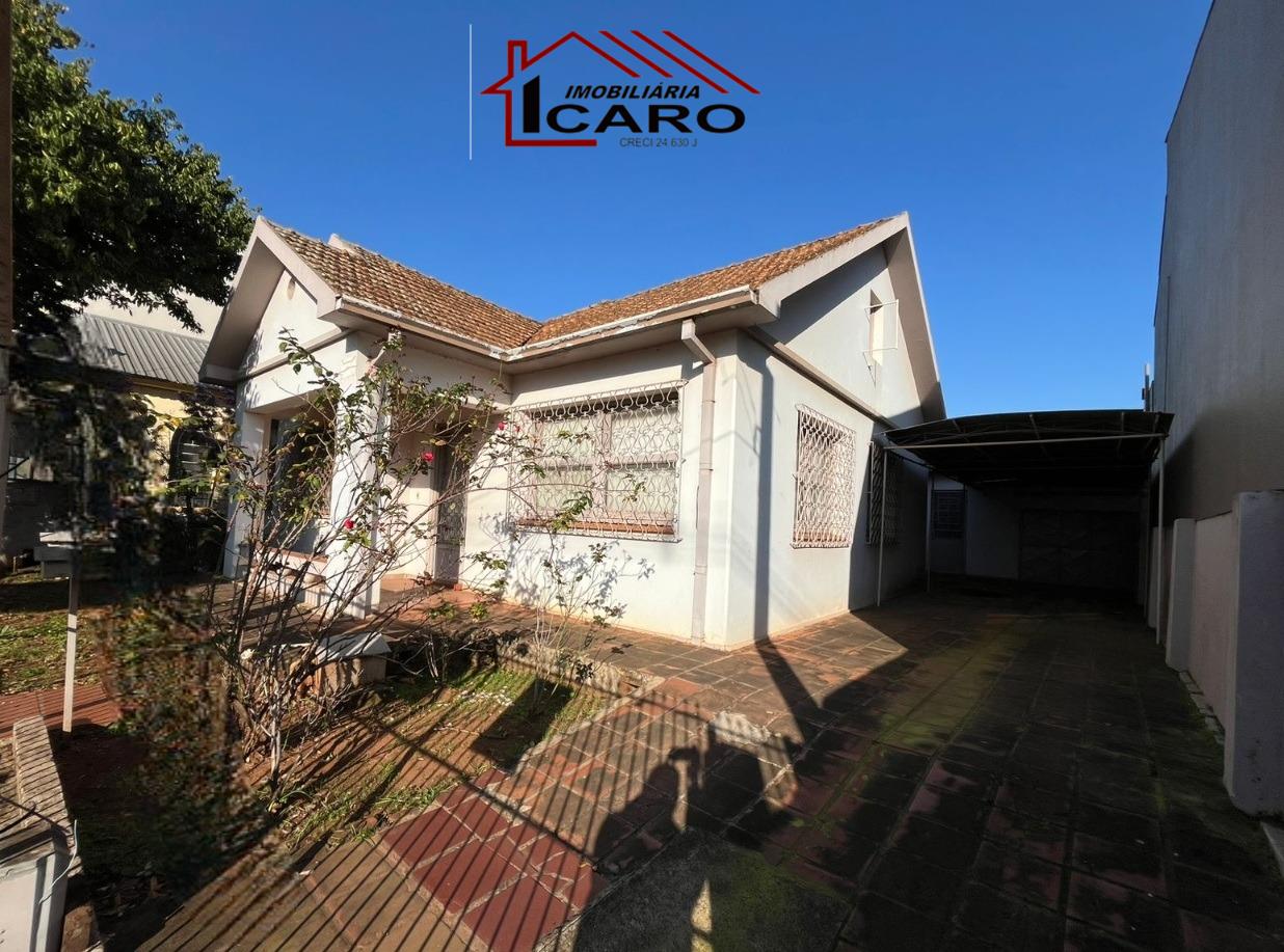 Casa à venda no Centro: 