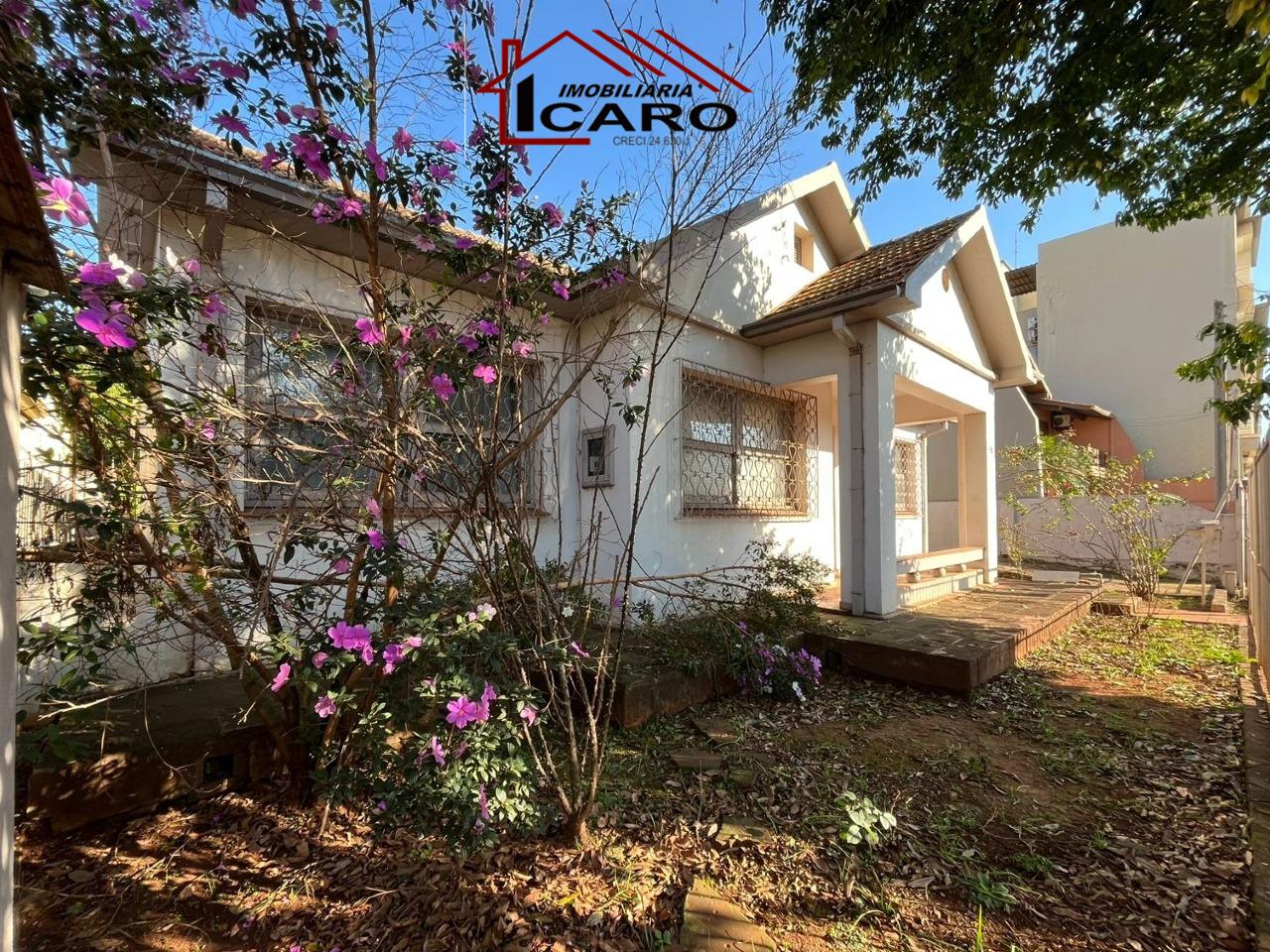 Casa à venda no Centro: 