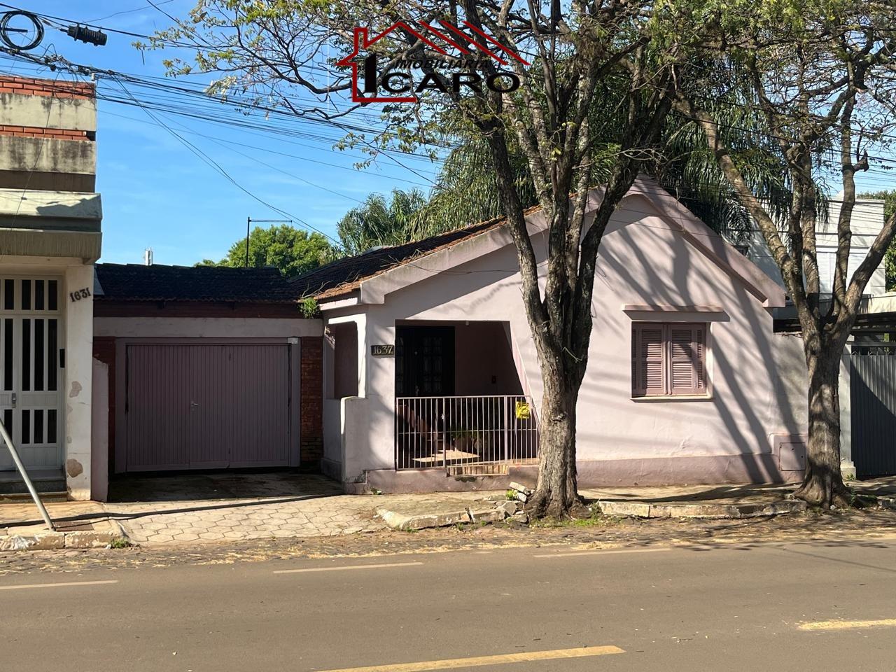 Casa à venda no Centro: 