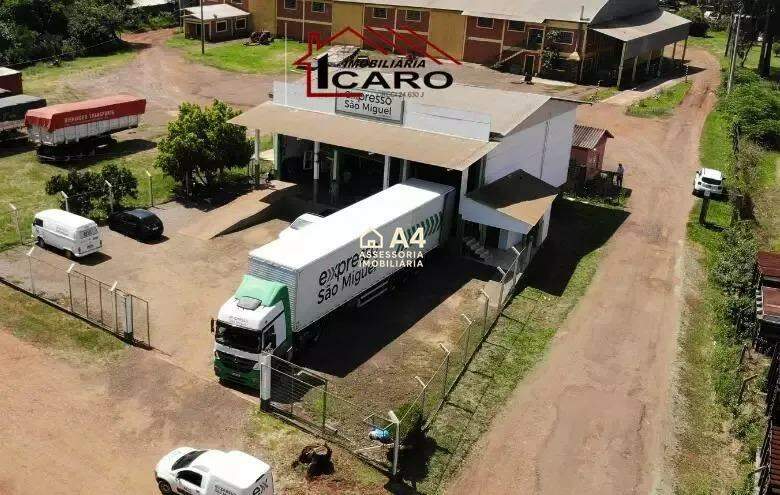 Galpão / Barracão à venda no Pirahy: 