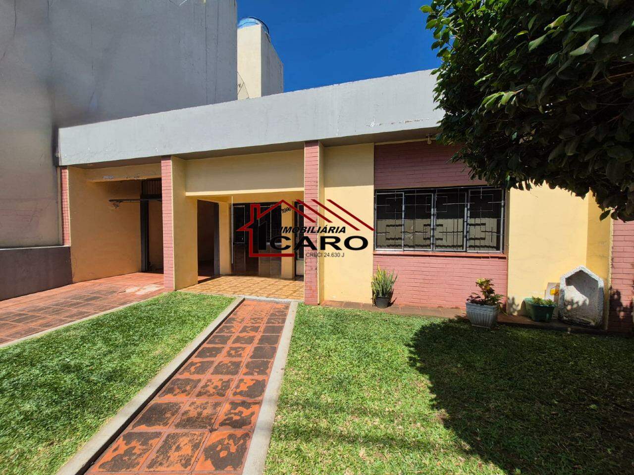 Casa à venda no Centro: 