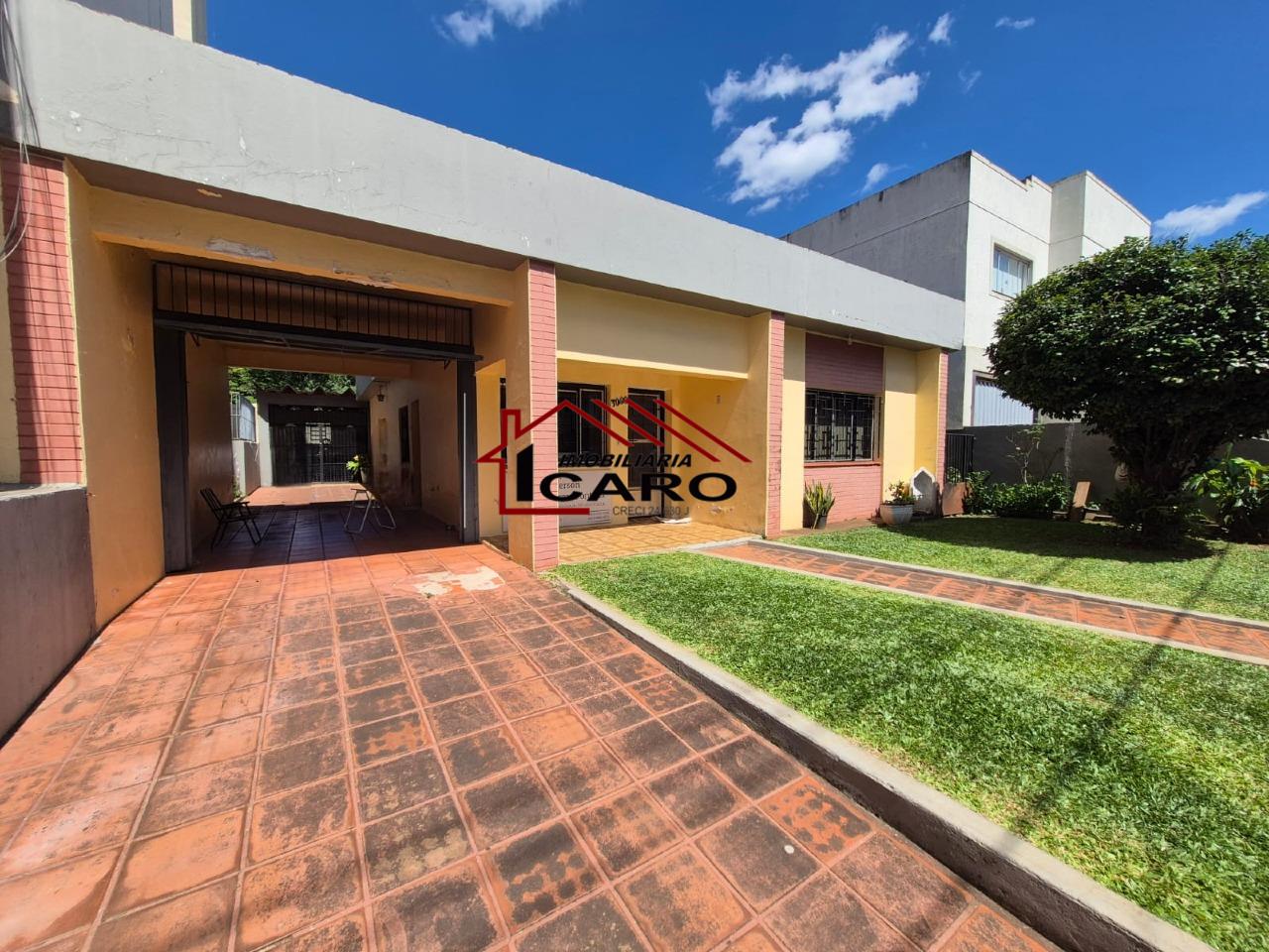 Casa à venda no Centro: 