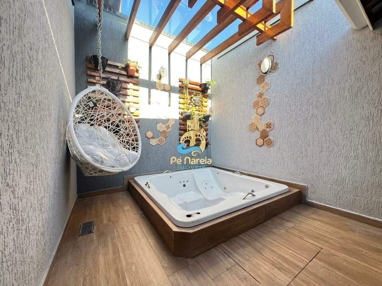 Casa à venda no Caiçara: 