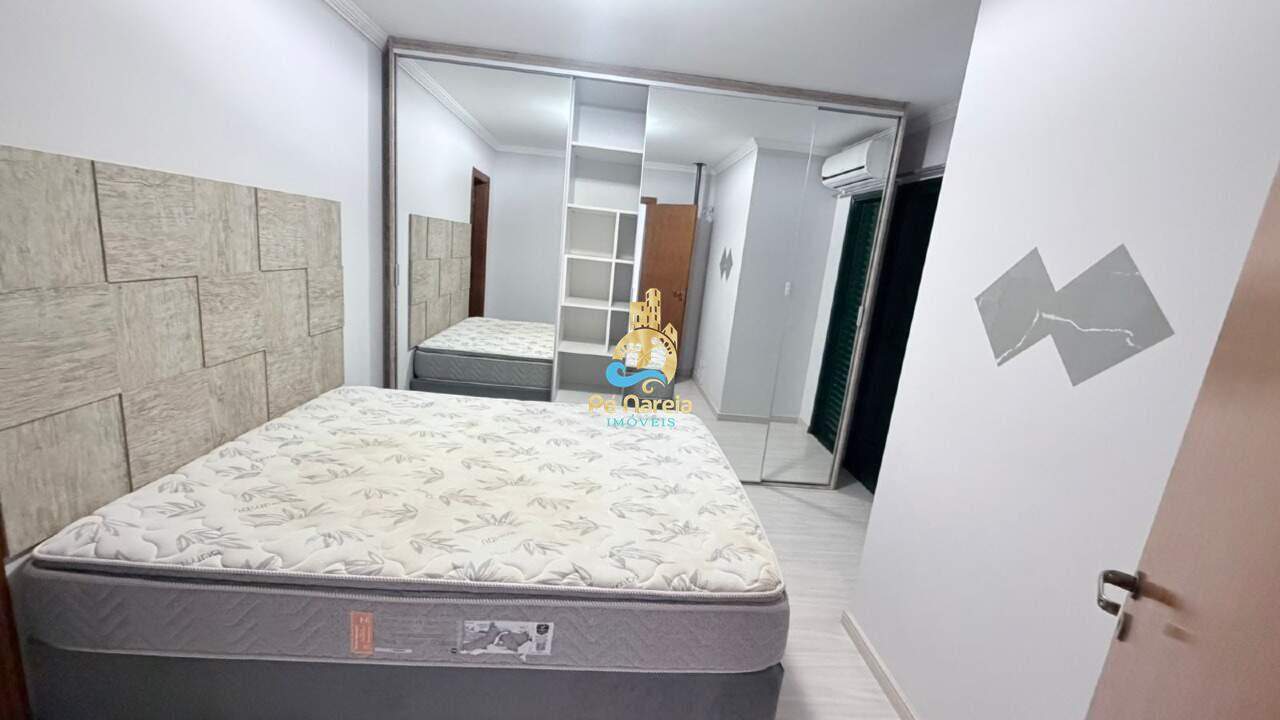 Apartamento para aluguel no Canto do Forte: 