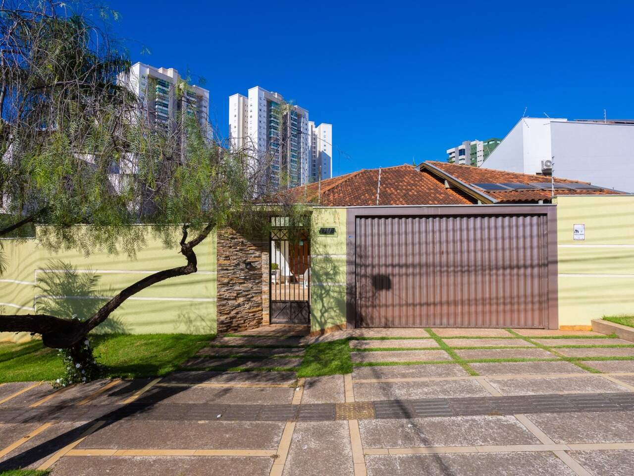 Casa térrea no Vivendas do Bosque