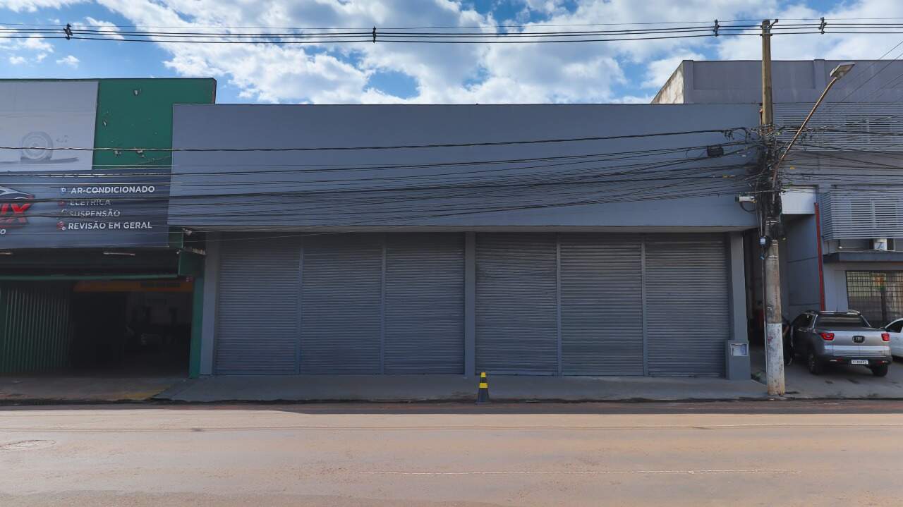 Galpão na Avenida Calógeras