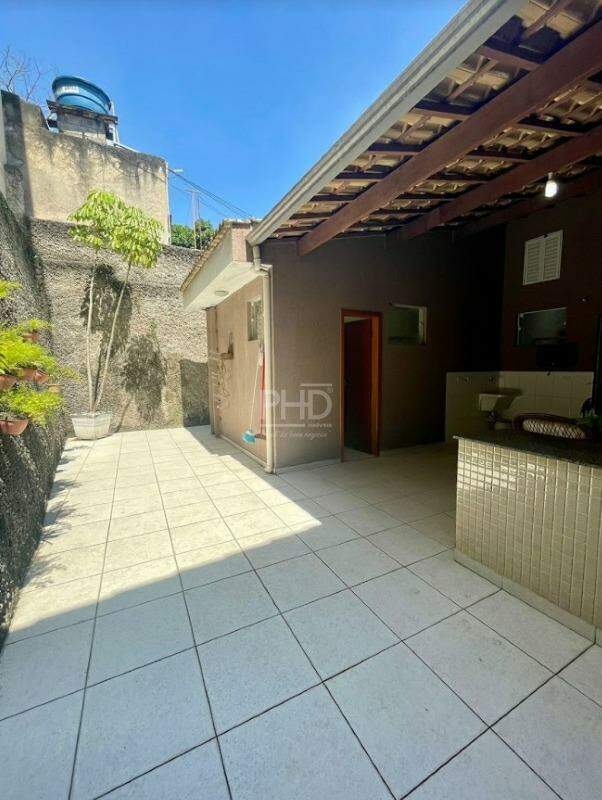 Sobrado à venda com 2 quartos, 131m² - Foto 10