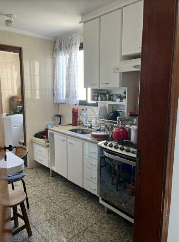 Apartamento à venda com 3 quartos, 71m² - Foto 4