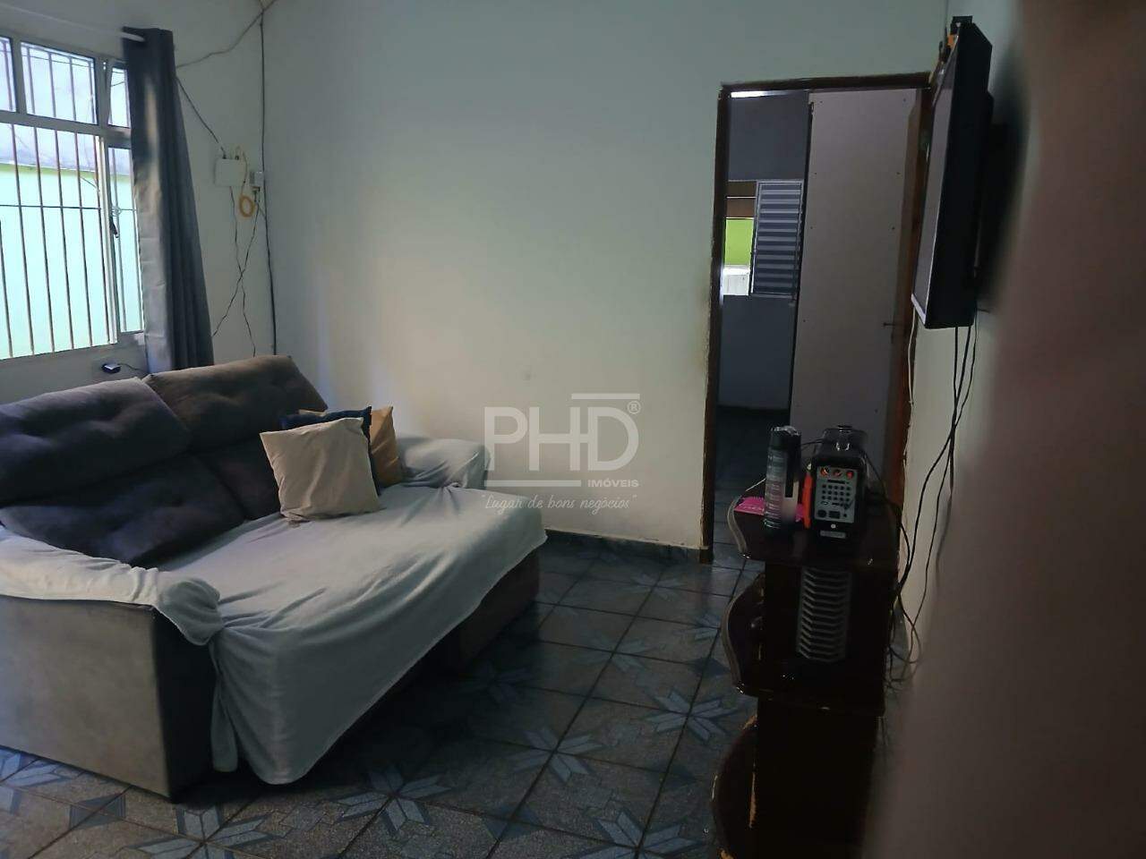 Casa à venda com 3 quartos, 130m² - Foto 1