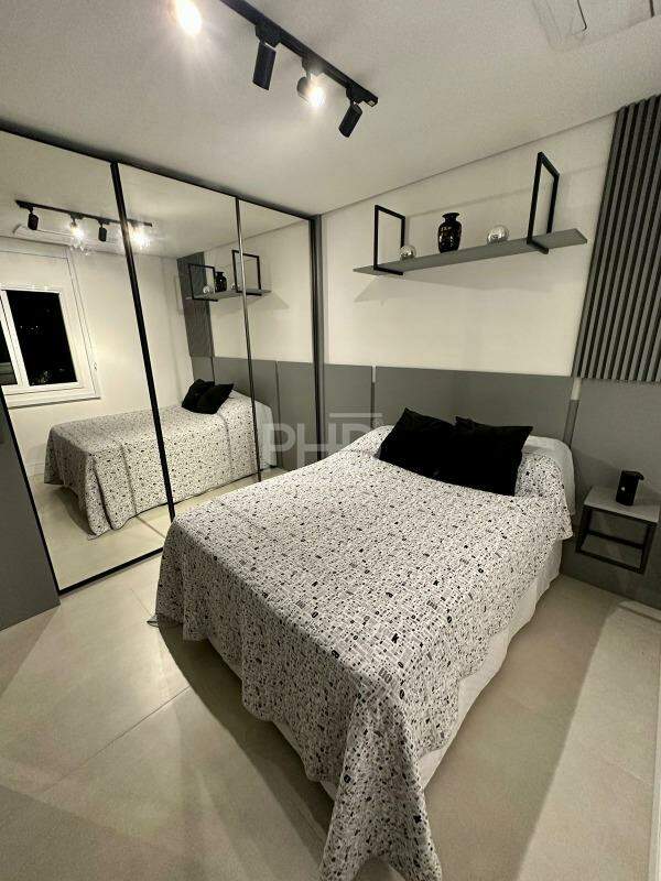 Apartamento à venda com 1 quarto, 49m² - Foto 8