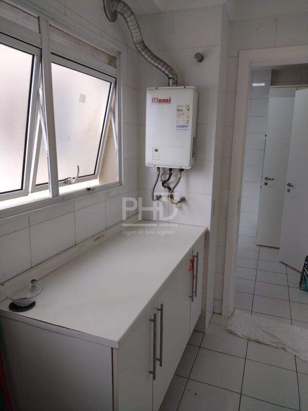 Apartamento à venda com 3 quartos, 166m² - Foto 13