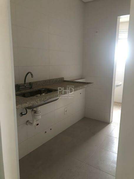 Apartamento à venda com 3 quartos, 79m² - Foto 6