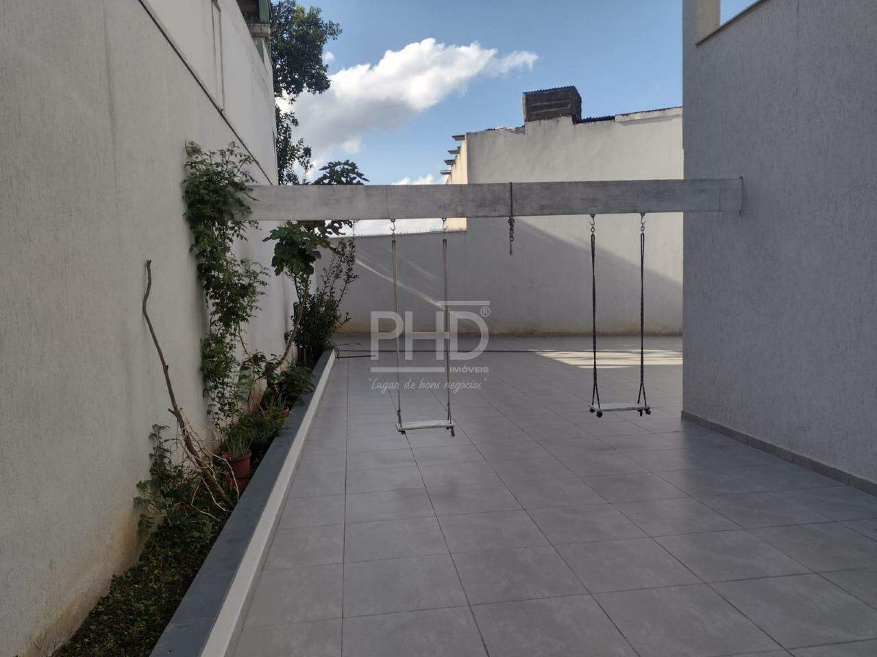 Sobrado à venda com 4 quartos, 210m² - Foto 30