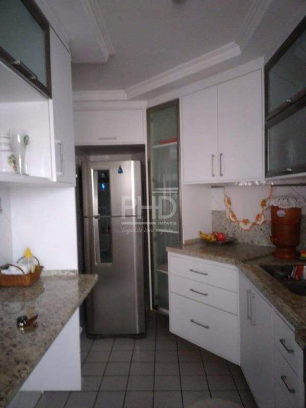 Apartamento à venda com 2 quartos, 97m² - Foto 5