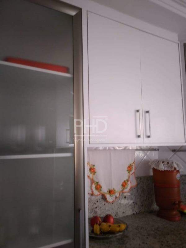 Apartamento à venda com 2 quartos, 97m² - Foto 11