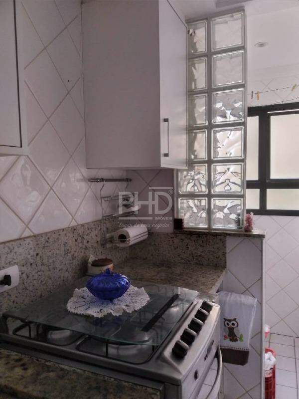 Apartamento à venda com 2 quartos, 97m² - Foto 8