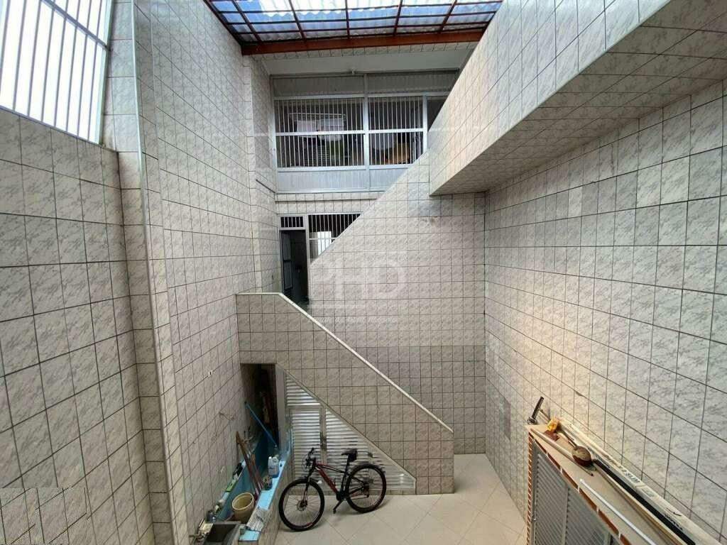 Sobrado à venda com 8 quartos, 525m² - Foto 9