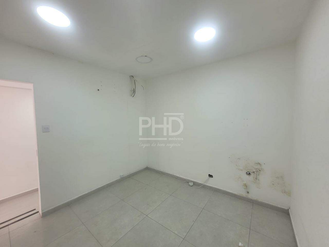 Loja-Salão para alugar com 1 quarto, 125m² - Foto 6