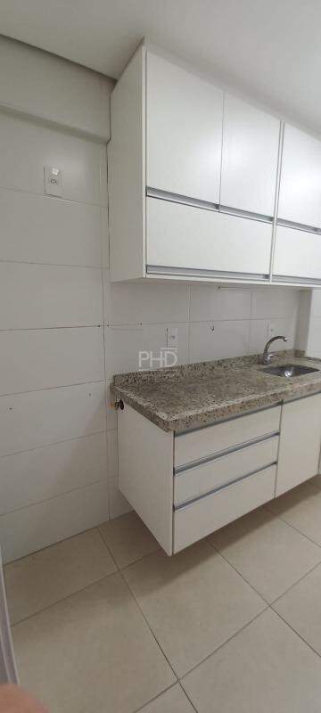 Apartamento à venda com 3 quartos, 104m² - Foto 7