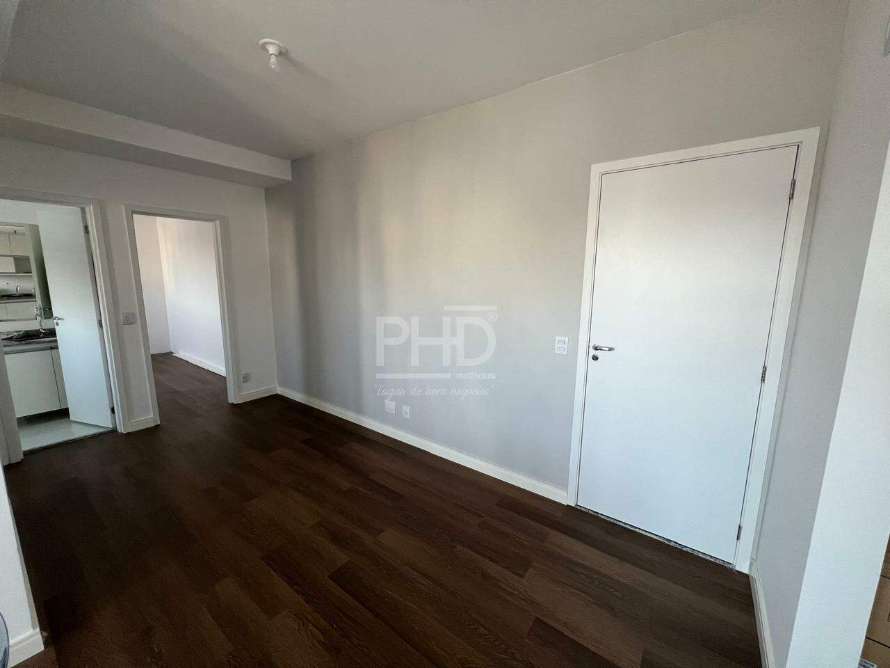 Apartamento à venda com 2 quartos, 58m² - Foto 1