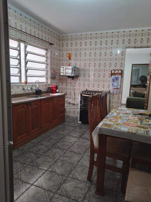 Sobrado à venda com 6 quartos, 125m² - Foto 4