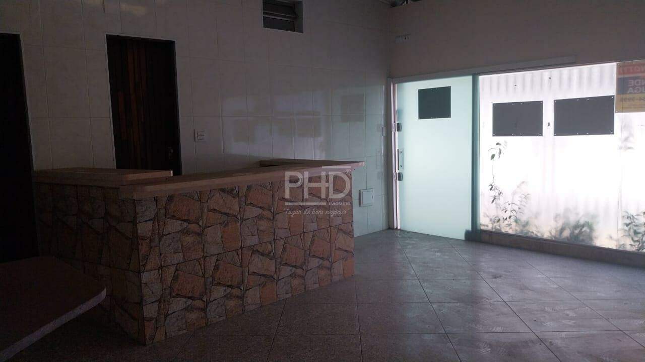 Prédio Inteiro para alugar com 4 quartos, 240m² - Foto 2