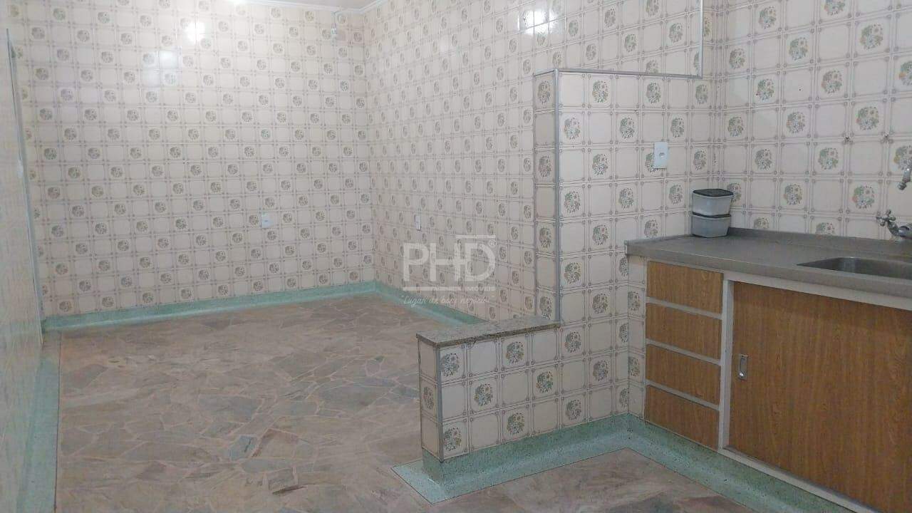 Prédio Inteiro para alugar com 4 quartos, 240m² - Foto 4