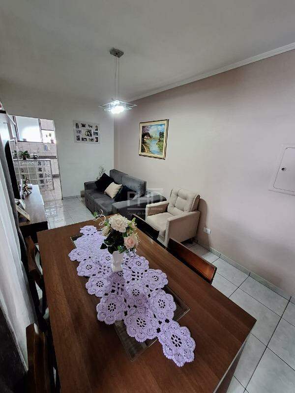 Apartamento à venda com 2 quartos, 62m² - Foto 4