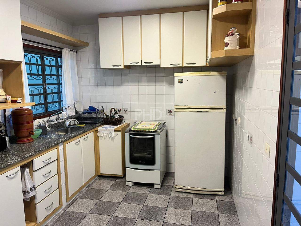 Sobrado à venda com 3 quartos, 225m² - Foto 3