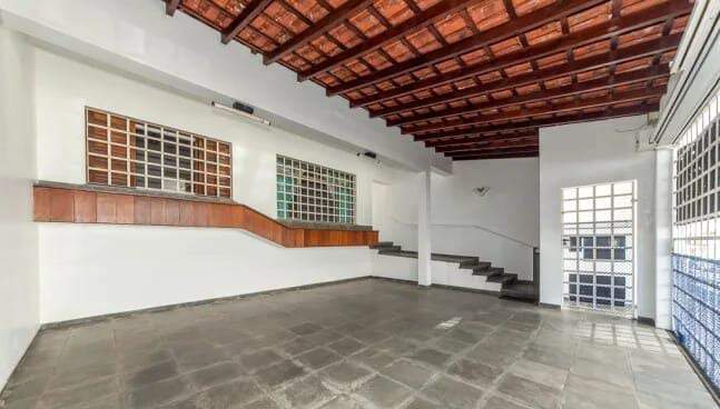 Casa para alugar com 3 quartos, 195m² - Foto 25