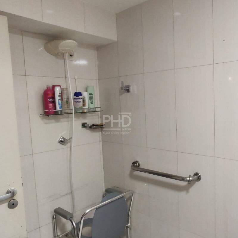 Apartamento à venda com 3 quartos, 170m² - Foto 29