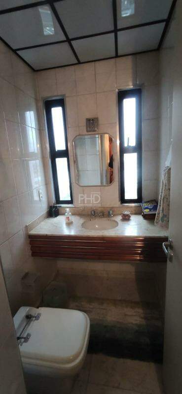 Apartamento à venda com 3 quartos, 170m² - Foto 23