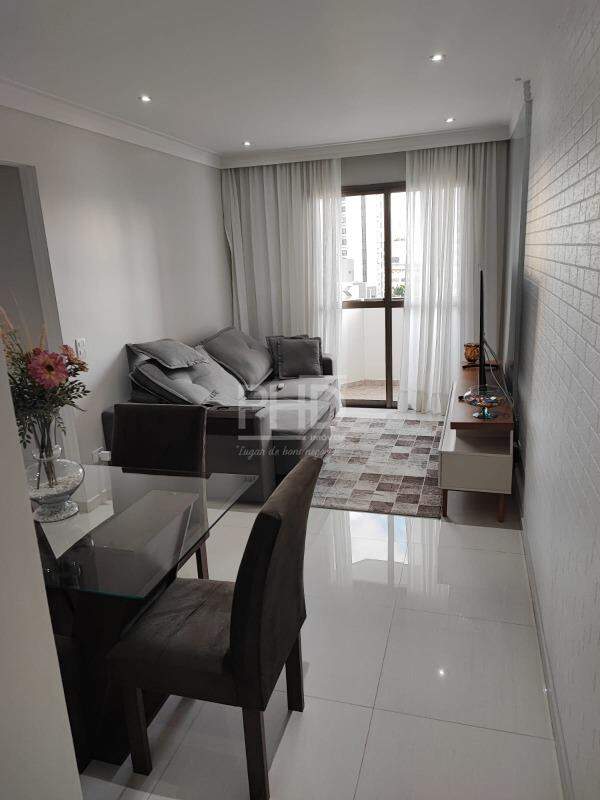 Apartamento à venda com 2 quartos, 66m² - Foto 27