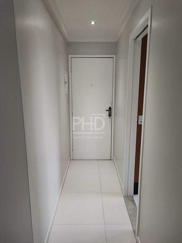 Apartamento à venda com 2 quartos, 66m² - Foto 17