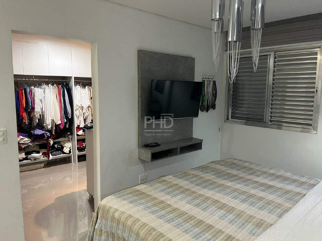 Apartamento à venda com 3 quartos, 128m² - Foto 9