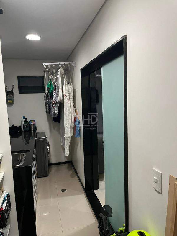 Apartamento à venda com 3 quartos, 128m² - Foto 13