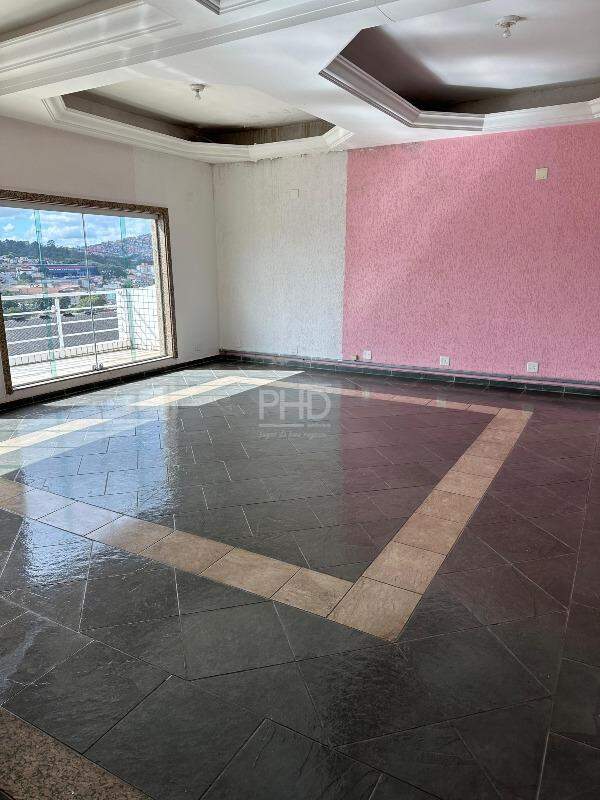 Prédio Inteiro para alugar, 131m² - Foto 1