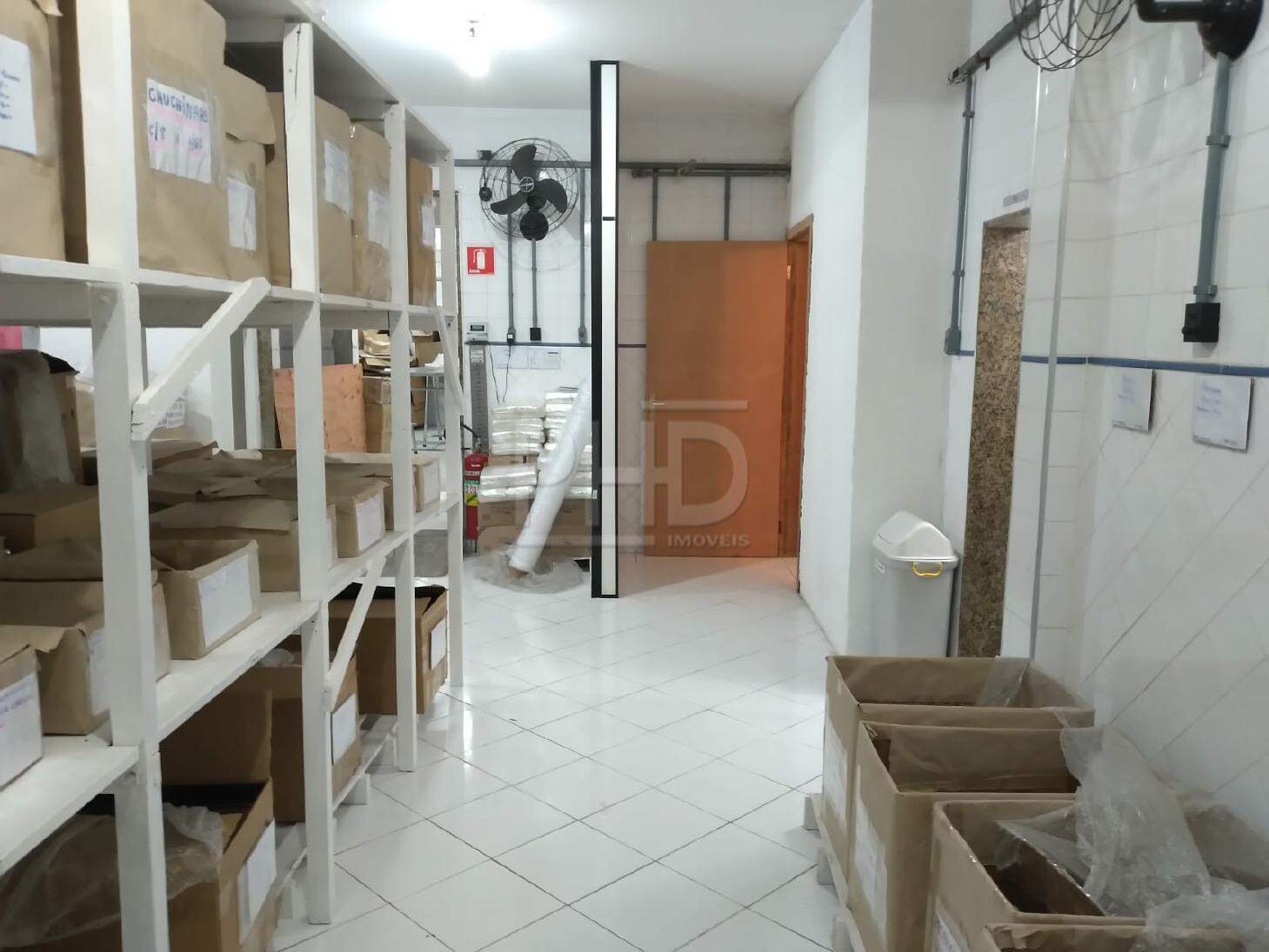 Prédio Inteiro para alugar, 131m² - Foto 17