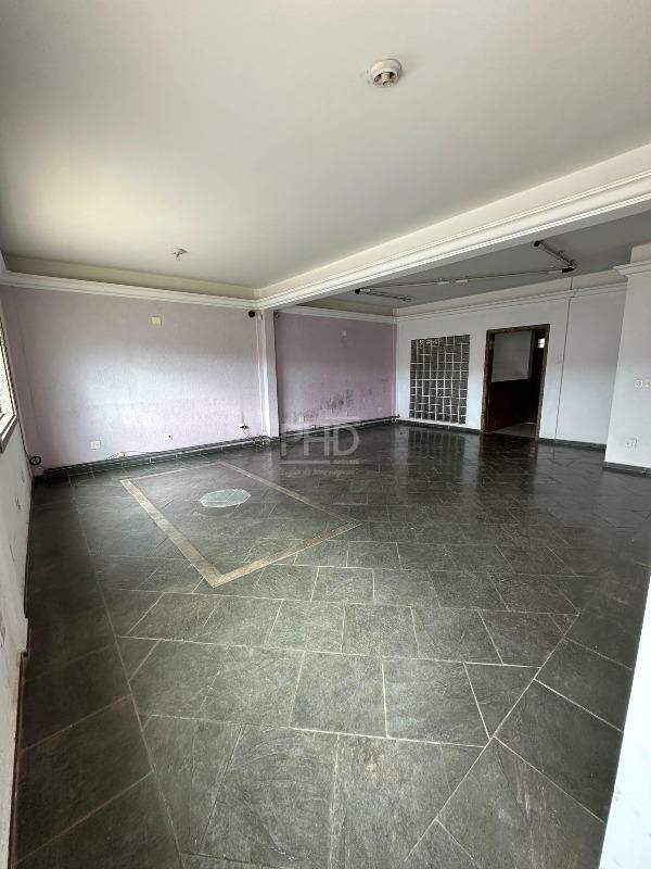 Prédio Inteiro para alugar, 131m² - Foto 8