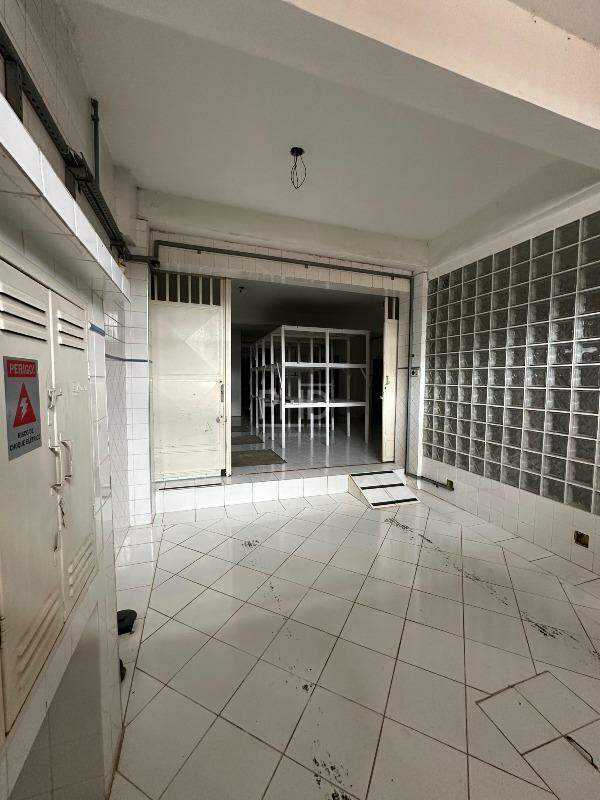 Prédio Inteiro para alugar, 131m² - Foto 11