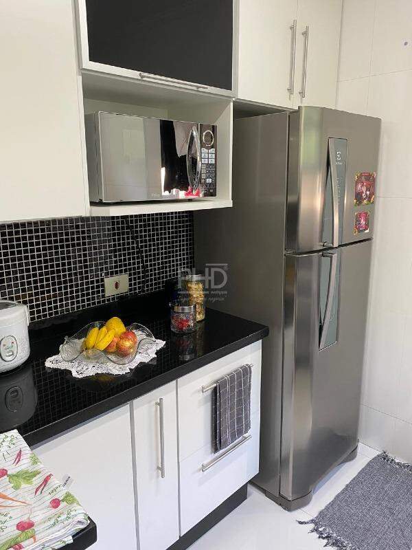 Apartamento à venda com 2 quartos, 57m² - Foto 4