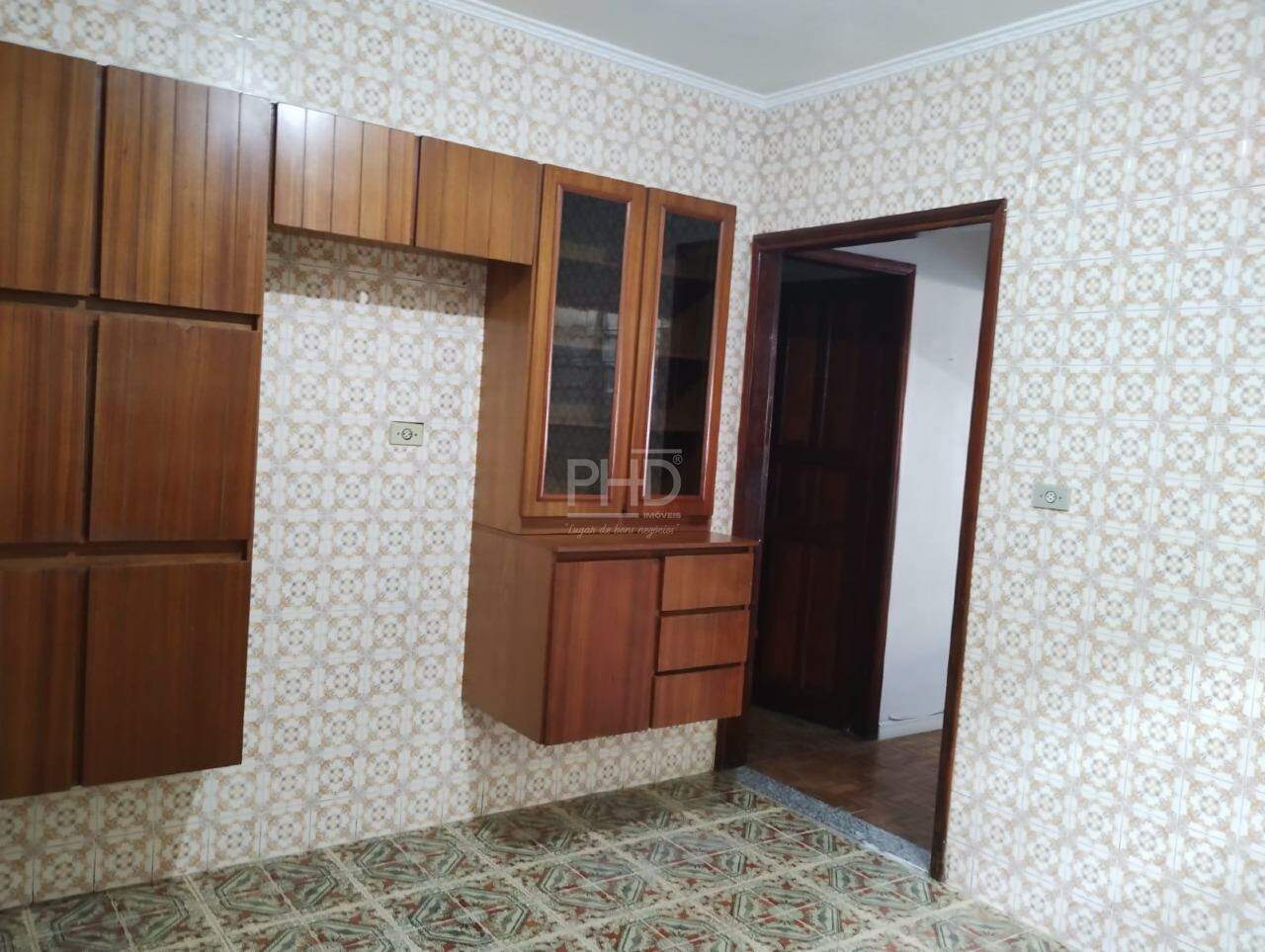 Casa para alugar com 2 quartos, 65m² - Foto 8