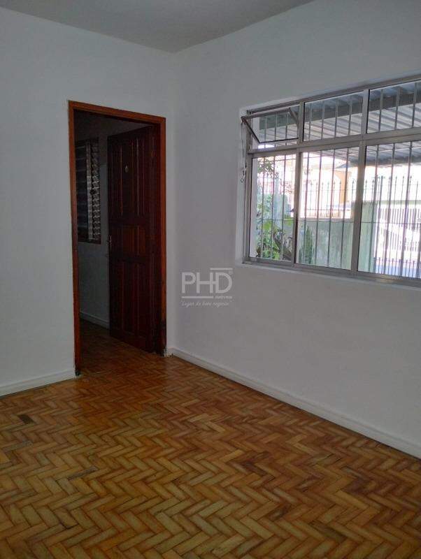 Casa para alugar com 2 quartos, 65m² - Foto 2